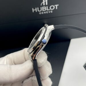 Đồng Hồ Hublot Classic Fusion Diamonds Nữ Rep 11 Màu Đen 33mm