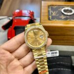 Đồng Hồ Rolex Day-Date Độ Kim Cương Moissanite EWF 40mm