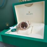 Đồng Hồ Rolex Nam Day-Date Super Fake 11 Ruby Mặt Chocolate EW 36mm (1)