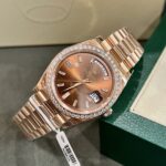 Đồng Hồ Rolex Day-Date Chocolate Đính Kim Cương Moissanite 40mm (2)