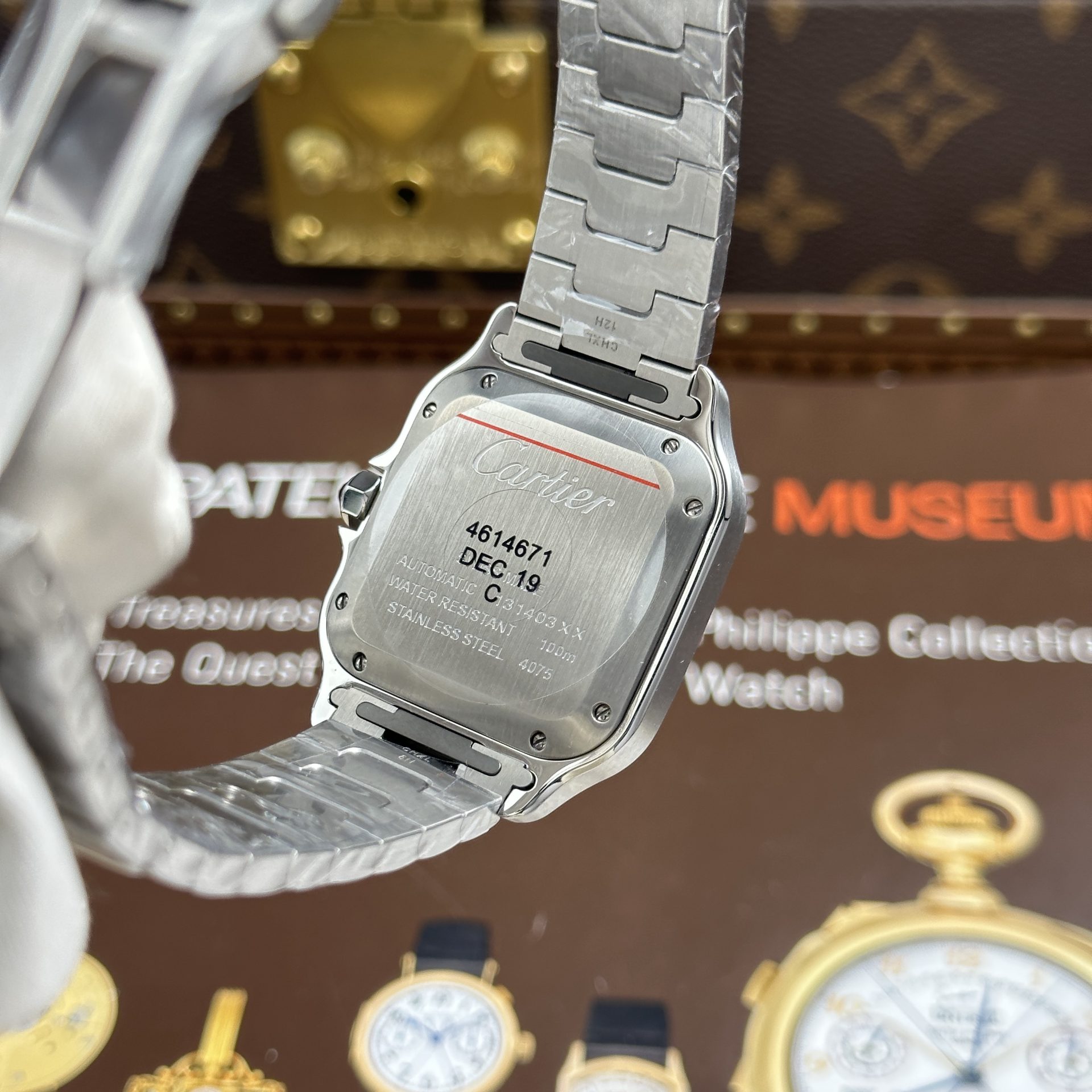 Đồng Hồ Cartier Santos WSSA0029 Replica 11 Nữ Mặt Trắng Máy Thụy Sỹ Nhà Máy BV 35mm (3) Đồng Hồ Cartier Santos WSSA0029 Replica 11 Nữ Mặt Trắng Máy Thụy Sỹ Nhà Máy BV 35mm (2)