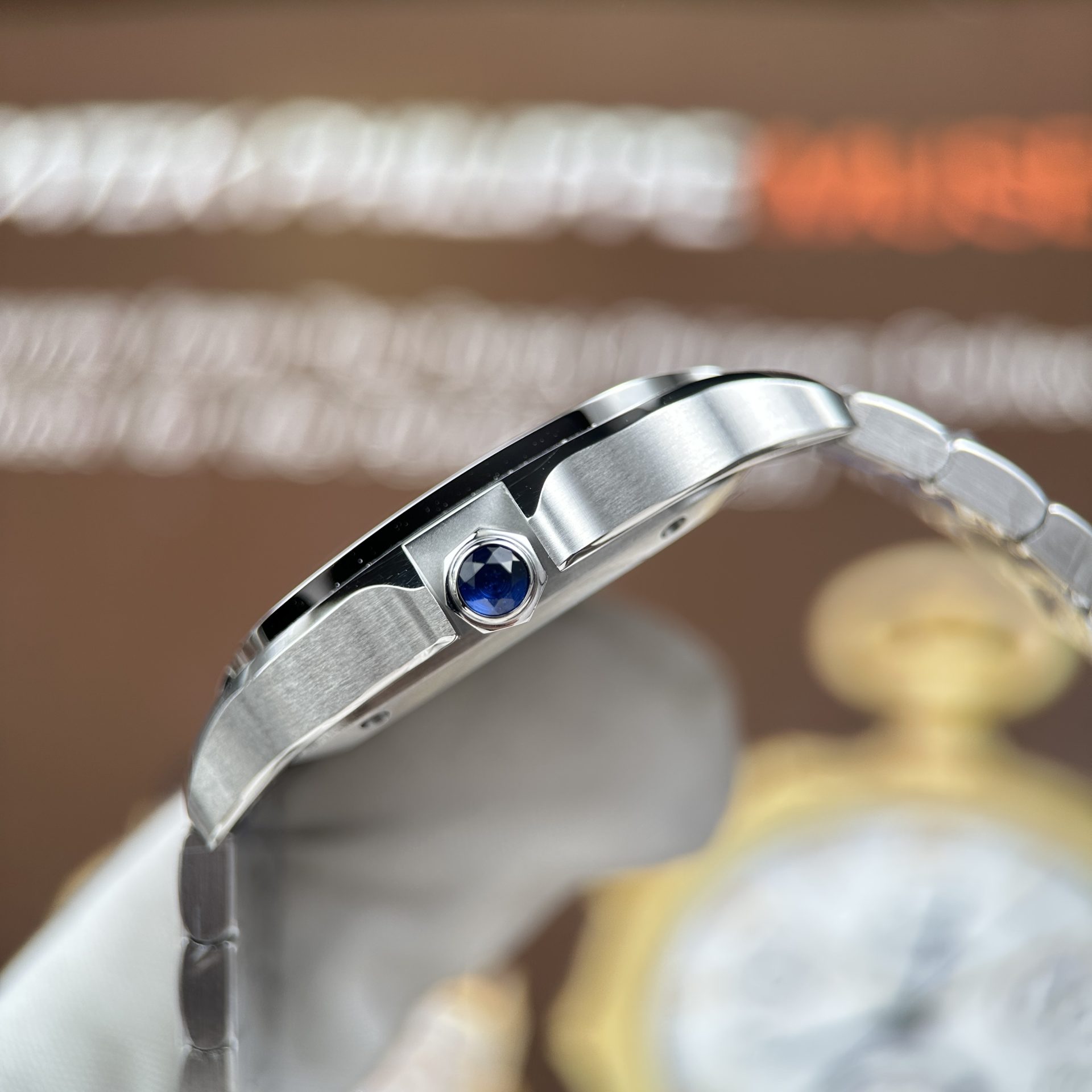 Đồng Hồ Cartier Santos WSSA0029 Replica 11 Nữ Mặt Trắng Máy Thụy Sỹ Nhà Máy BV 35mm (6) Đồng Hồ Cartier Santos WSSA0029 Replica 11 Nữ Mặt Trắng Máy Thụy Sỹ Nhà Máy BV 35mm (2)