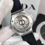 Đồng Hồ Hublot Classic Fusion Đính Kim Cương Moissanite Mặt Trắng 38mm (1)