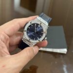Đồng Hồ Hublot Classic Fusion Màu Xanh Đính Đá HB Factory 38mm (6)