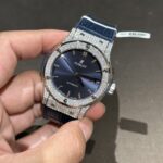 Đồng Hồ Hublot Độ Full Kim Cương Moissanite Màu Xanh Dương 42mm (2)