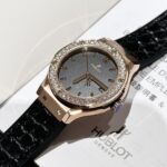 Đồng Hồ Nữ Hublot Độ Kim Cương Moissanite Máy Pin 33mm (5)