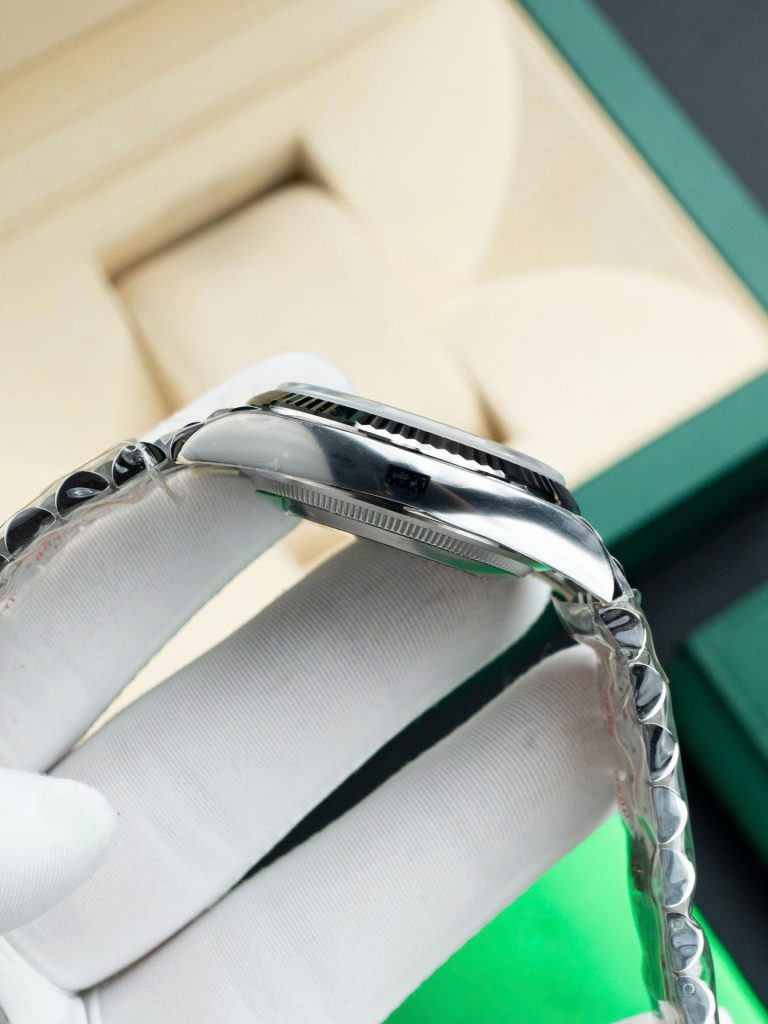 Đồng Hồ Rolex DateJust 126234 Mặt Xà Cừ Rep 11 Nhà Máy Clean Cao Cấp Nhất 36mm (4)