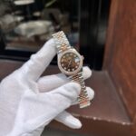 Đồng Hồ Rolex DateJust Nữ Đính Đá Mặt Chocolate Fake 11 EW 31mm (1)