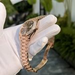 Đồng Hồ Rolex Day-Date 228235 Bọc Vàng 18K Mặt Chocolate GM 176 Gram (2)