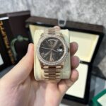 Đồng Hồ Rolex Day-Date 228235 Tinh Chỉnh Độ Moissanite 40mm (1)