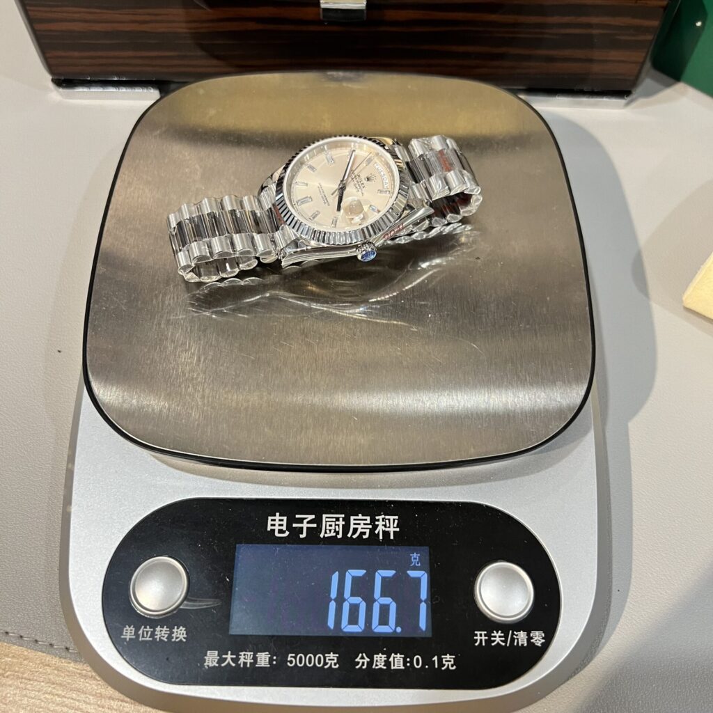 Đồng Hồ Rolex Day-Date 228239 Replica 11 Tinh Chỉnh 166gr GM V2 40mm (1)
