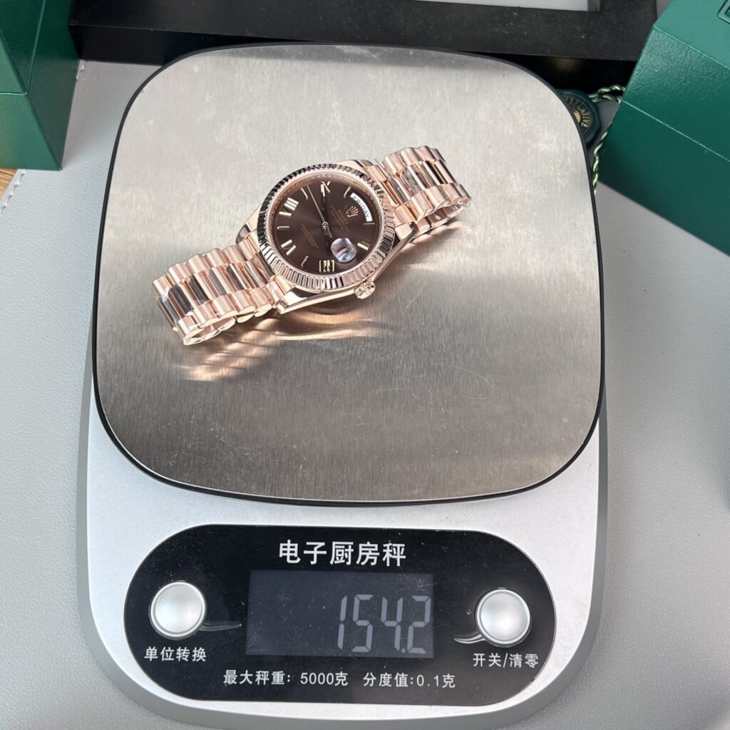 Đồng Hồ Rolex Day-Date Bọc Vàng 18K Mặt Số Chocolate GM V2 (7)