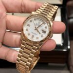 Đồng Hồ Rolex Day-Date Mặt Xà Cừ RoseGold Fake 11 EW 36mm (1)