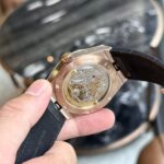 Đồng Hồ Vacheron Constantin Overseas Tourbillon 6000V Vàng Hồng 42 (2)