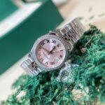 Đồng Hồ Rolex DateJust Nữ Đính Đá Mặt Số Hồng Fake 1:1 EW 31mm