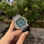 Đồng Hồ Patek Philippe Nautilus 5722G Đính Kim Cương Moissanite 40mm (1)