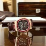 Đồng Hồ Patek Philippe Nautilus 5724 Bọc Vàng Độ Đá Ruby Đỏ 40mm (1)