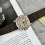 Đồng Hồ Patek Philippe Aquanaut 5062 Replica 11 Bọc Vàng Độ Moissanite (9)