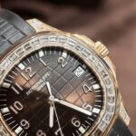 Đồng Hồ Patek Philippe Aquanaut 5167R Vàng Khối 18K Kim Cương Tự Nhiên 40mm (2)