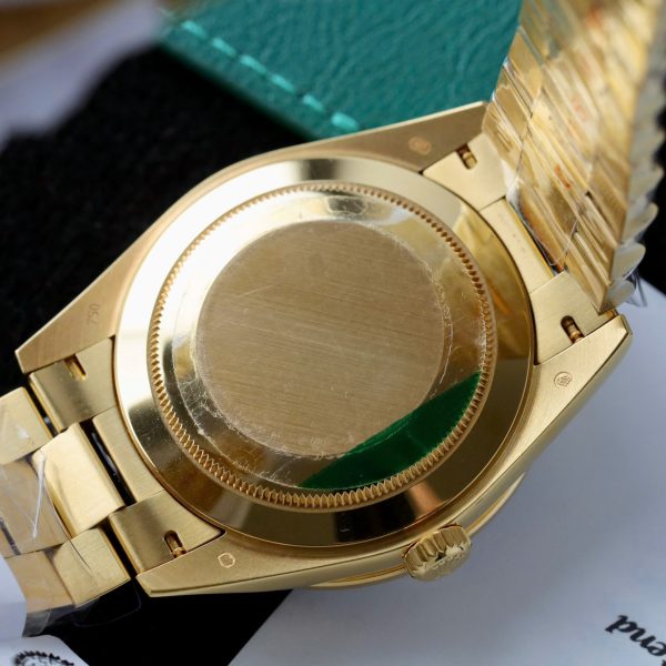 Đồng Hồ Rolex Day-Date 228238 Bọc Vàng 18K Độ Viền Moissanite GM 40mm (2)