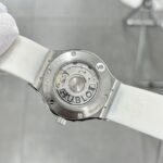 Đồng Hồ Hublot Dây Cao Su Màu Trắng Fake 11 Máy Thụy Sỹ 38mm