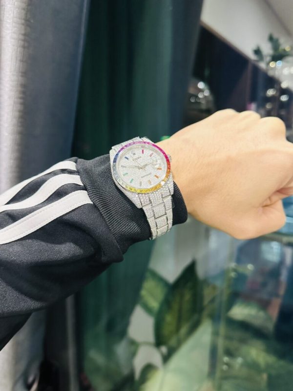 Dong-Ho-Rolex-DateJust-Rainbow-Replica-11-Dinh-Full-Kim-Cuong-Moissanite-41mm-1-768x1024