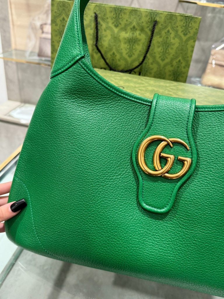 Túi Gucci Aphrodite Medium Shoulder Bag Màu Xanh Lá 39mm (1)