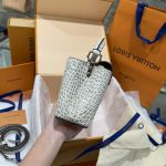 Túi Xách Louis Vuitton LV Capucines Vân Da Cá Sấu (6)