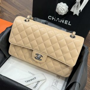 Túi Xách Nữ Chanel Classic Like Auth Màu Be Khoá Bạc 25cm (2)