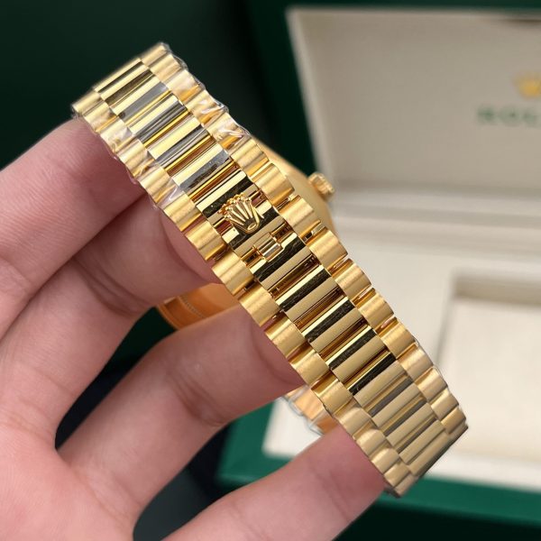 Đồng Hồ Rolex Chế Tác Day-Date Cọc Số Đá Baguette Bọc Vàng Thật Trọng Lượng 177gram GM Factory 40mm (1)