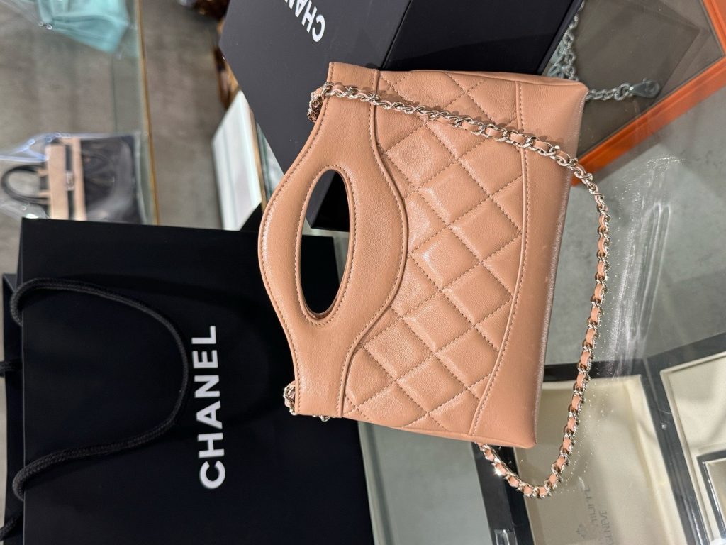 Túi Xách Chanel 31 Mini Like Auth Nữ Da Trơn Khoá Bạc 20×17.5×3 (2)
