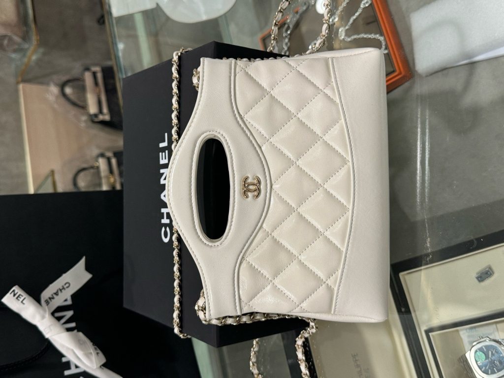 Túi Xách Chanel 31 Mini Siêu Cấp Nữ Màu Trắng Quai Xích 20×17 (1)