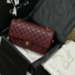 Túi Xách Chanel Classic Nữ Màu Đỏ Mận Da Trơn Rep 11 Cao Cấp 25cm (2)