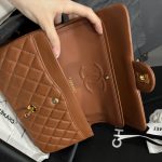 Túi Xách Siêu Cấp Chanel Nữ Da Trơn Màu Nâu Đậm Khoá Vàng 25cm (2)