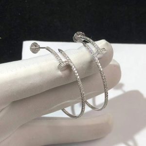 Bông Tai Cartier Juste Un Clou Chế Tác Kim Cương Tự Nhiên Vàng Trắng 18K (2)