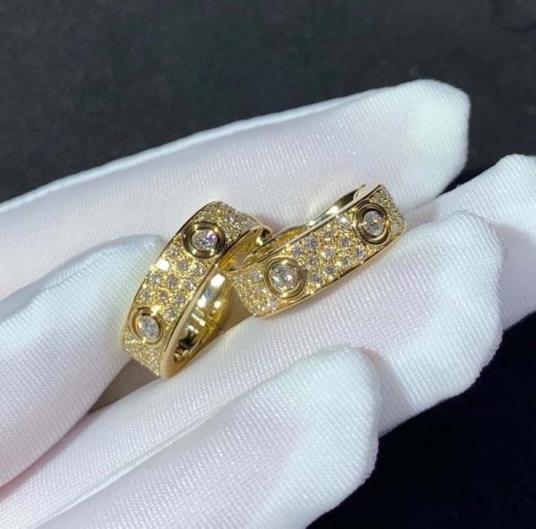 Bông Tai Cartier Love Chế Tác Vàng 18K Đính Kim Cương Tự Nhiên (2)