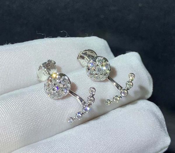 Bông Tai Cartier Nữ Chế Tác Vàng Trắng 18K Đính Kim Cương Tự Nhiên (2)