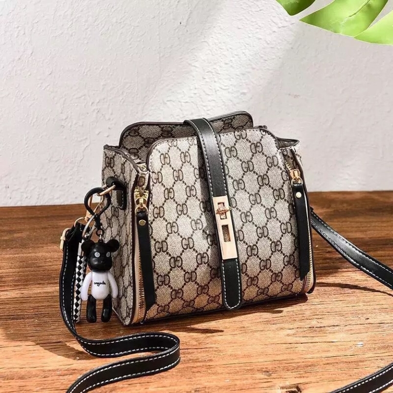 Chia Sẻ Kinh Nghiệm Mua Túi Xách Gucci Với Mức Giá Rẻ Nhất (1)