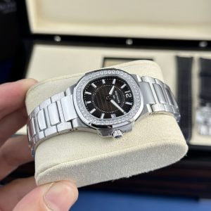 Đồng Hồ Patek Philippe Rep 1:1 Nautilus 7010 Nữ Đính Đá 32mm