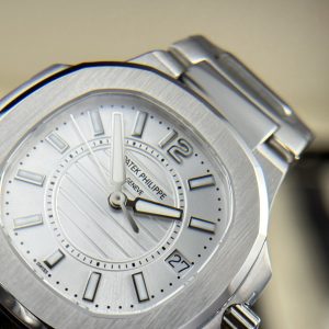 Đồng Hồ Patek Philippe Replica 11 Nautilus 7010 Nữ Mặt Trắng 32mm (6)