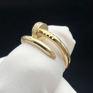 Nhẫn Cartier Juste Un Clou Chế Tác Kim Cương Tự Nhiên Vàng 18K (2)