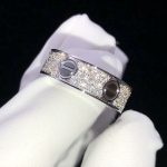 Nhẫn Cartier Love Chế Tác Vàng Trắng 18K Đính Kim Cương Tự Nhiên (2)