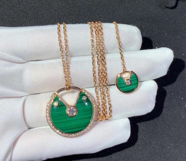 Vòng Cổ Amulette De Cartier Chế Tác Đá Quý Kim Cương Tự Nhiên Vàng Hồng 18K (2)