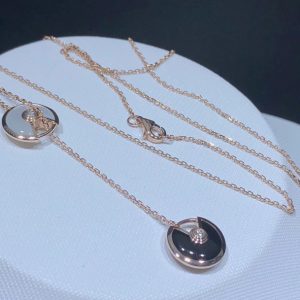 Vòng Cổ Chế Tác Amulette De Cartier Đá Quý Kim Cương Vàng Hồng 18K (2)