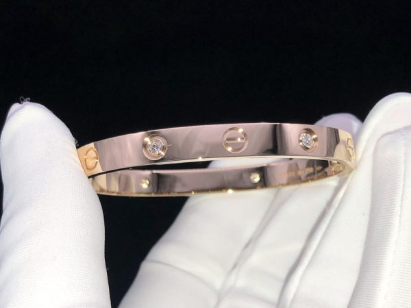 Vòng Tay Cartier Love Chế Tác Kim Cương Tự Nhiên Vàng Hồng 18K (2)