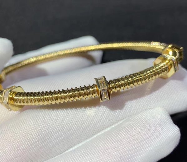 Vòng Tay Ecrou De Cartier Chế Tác Kim Cương Tự Nhiên Vàng 18K (2)