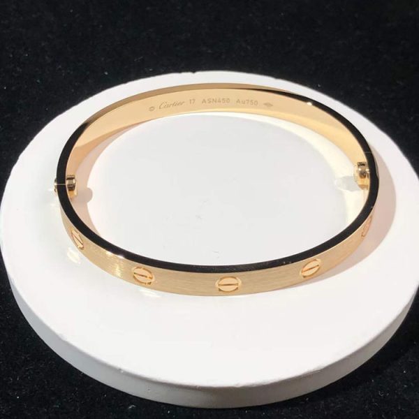 Vòng Tay Nữ Cartier Love Chế Tác Vàng Hồng 18K (2)