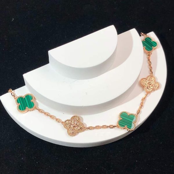 Vòng Tay Van Cleef & Arpels Vintage Alhambra Nữ Chế Tác Đá Quý Kim Cương Vàng Hồng 18K (2)