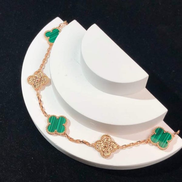 Vòng Tay Van Cleef & Arpels Vintage Alhambra Nữ Chế Tác Đá Quý Kim Cương Vàng Hồng 18K (2)