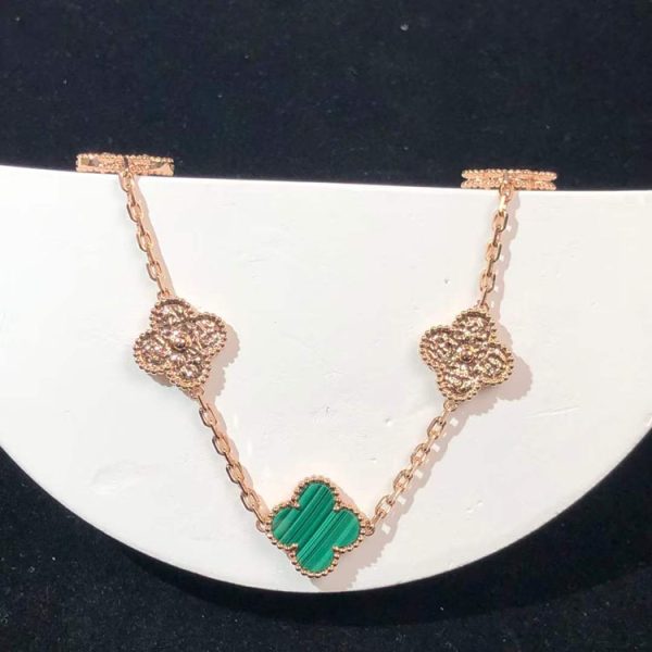 Vòng Tay Van Cleef & Arpels Vintage Alhambra Nữ Chế Tác Đá Quý Kim Cương Vàng Hồng 18K (2)